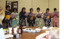 8月14日、日本文化紹介で童謡を披露