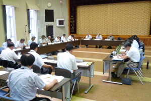 雲南市行政組織見直し検討委員会