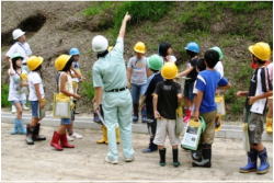 農道建設現場を見学