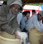 おいしい棚田米のすくい取り