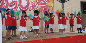 木次幼稚園のリズムダンス