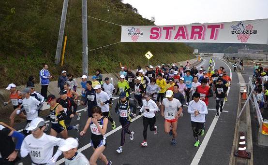 10kmの部でスタートした選手たち