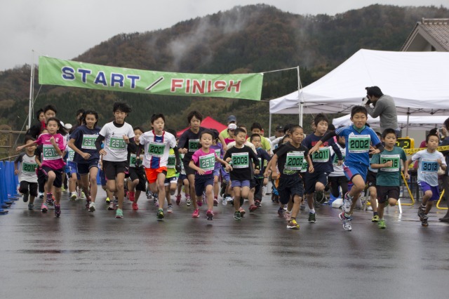 2kmの部のスタートの様子