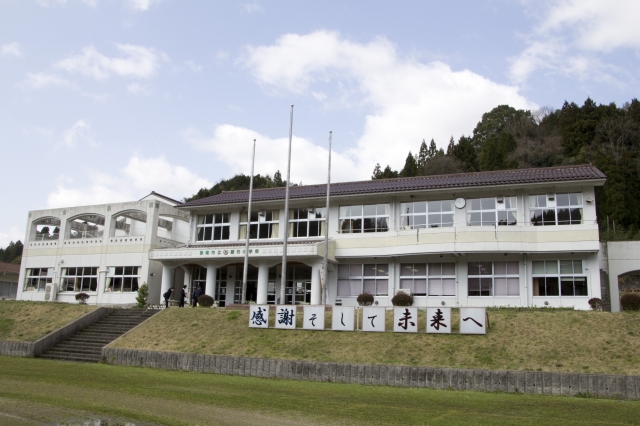 飯石小学校校舎