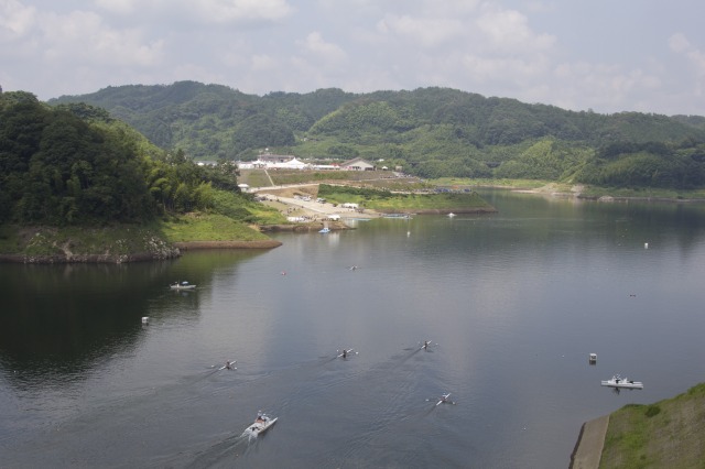 さくらおろち湖