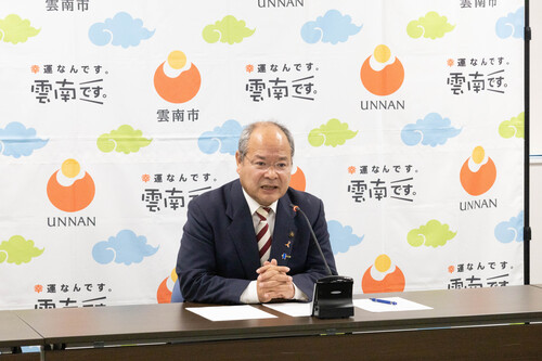 市長定例記者会見の様子