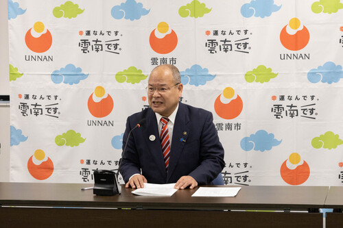 市長定例記者会見の様子