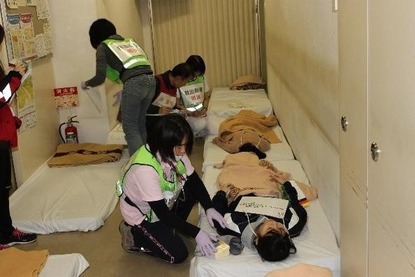 救護所(黄)